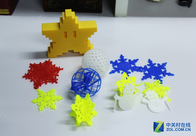 来点不一样 技术宅3D打印装饰圣诞树 