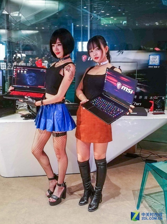 ChinaJoys���׾��� ΢����Ϸ����̤������ 