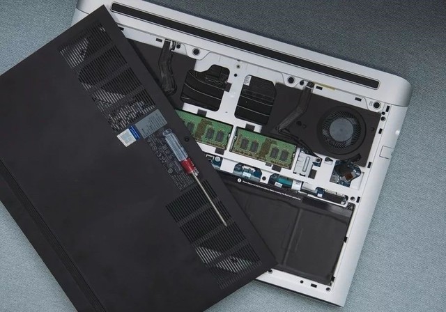 ����G7��Ϸ�� �����ֱ��2000Ԫ 