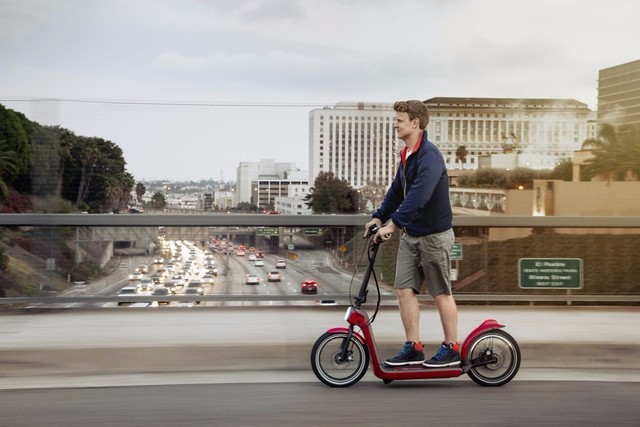 Mini CitySurfer Conceptʱٿɴ25km/hڵ綯峵˵ҲǱȽϰȫҾõٶȡ