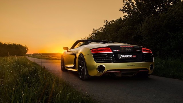 fostla.deٵװ µR8 V10 Spyder