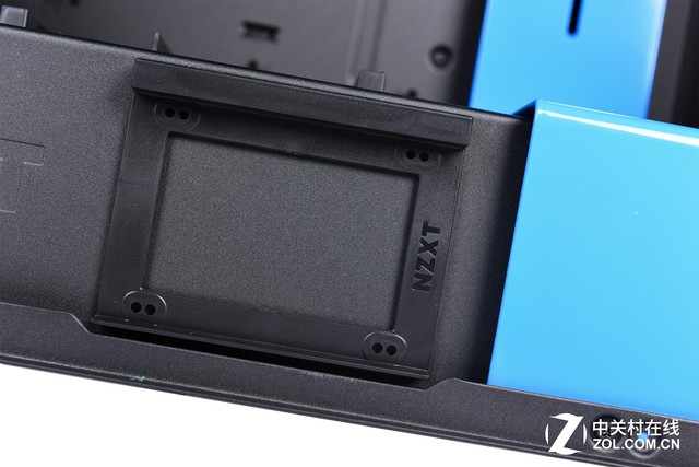 Сͻ  NZXT H700i 