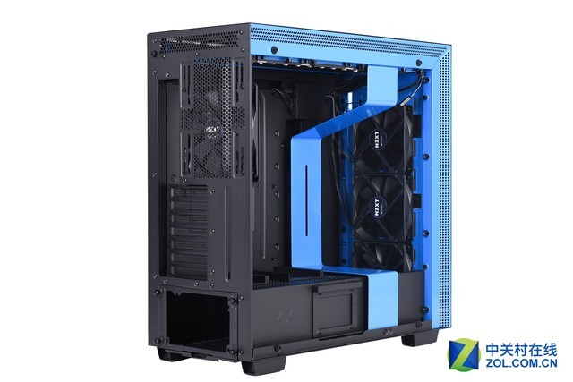 Сͻ  NZXT H700i 