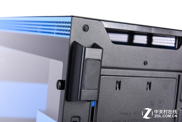 Сͻ  NZXT H700i 