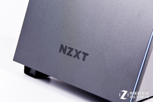 Сͻ  NZXT H700i 