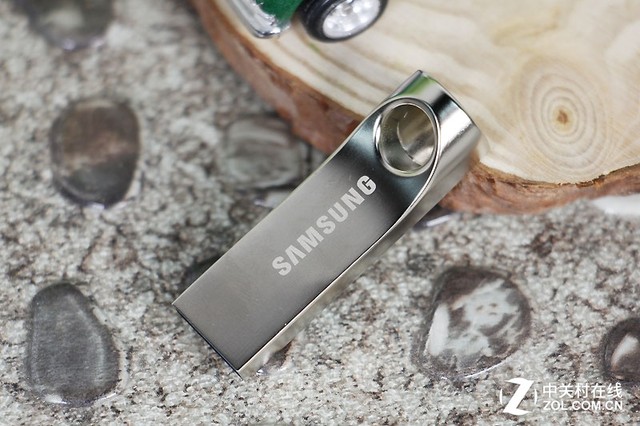 130MB/sȡ 32GB USB3.0ײ(Ҫ) 