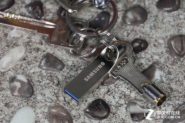 130MB/sȡ 32GB USB3.0ײ(Ҫ) 