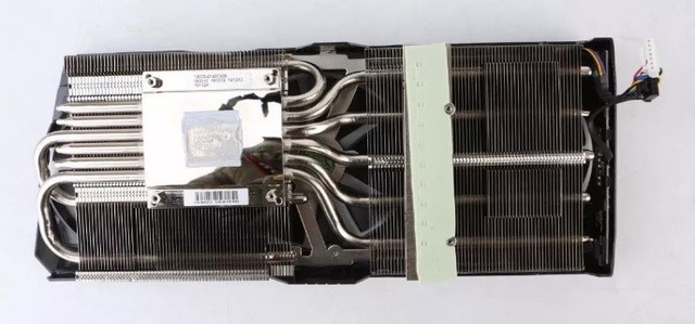 ��˶RTX™ 2060�Կ������ж�ǿ 