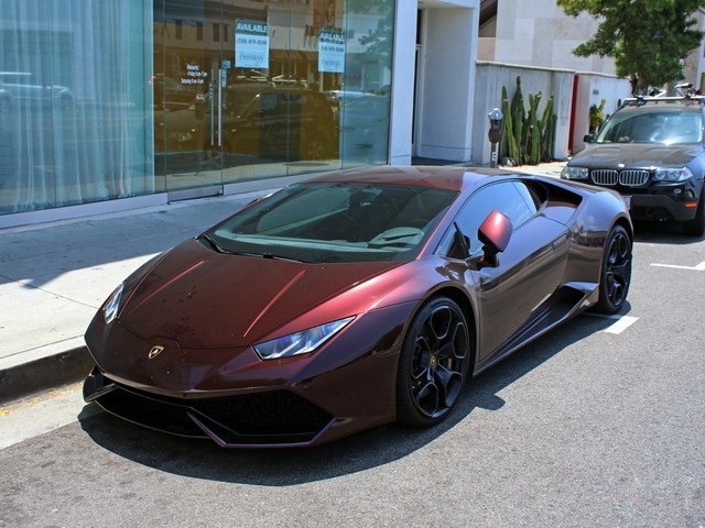 ǰ Huracn LP610-4