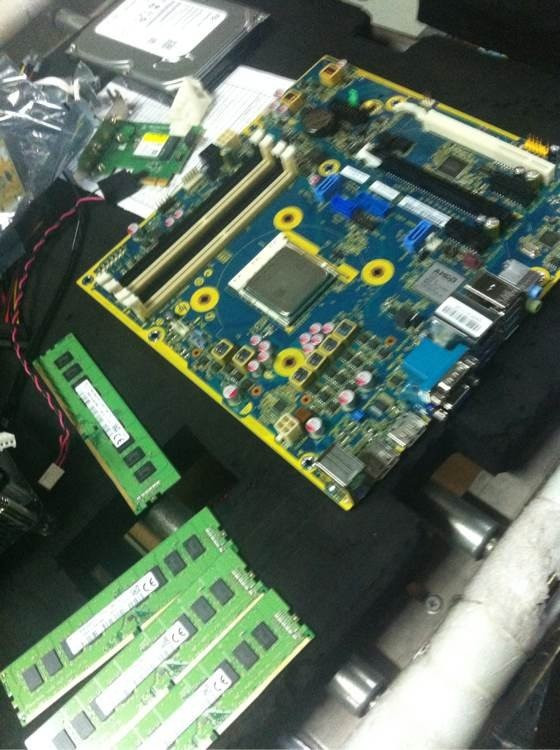 ȫ׿AM4ع ֧DDR4 