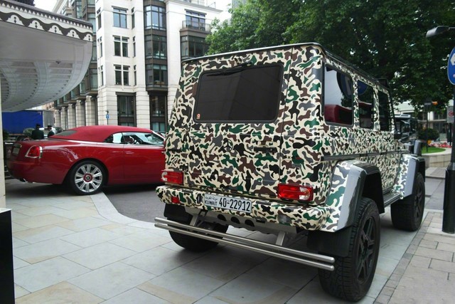 ÷˹-Brabus G 500 4X4Բɫ