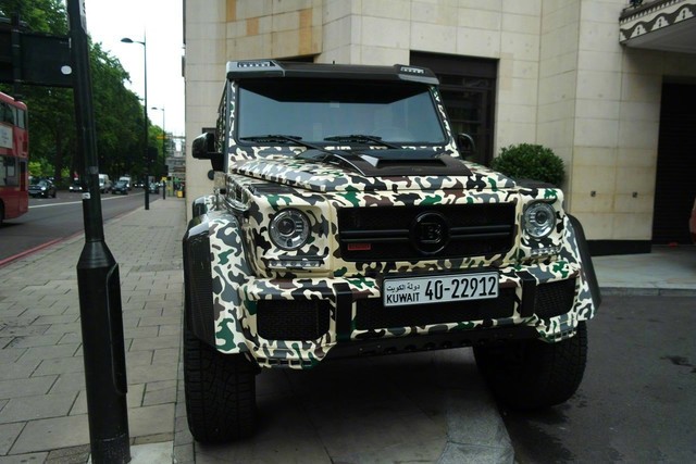 ÷˹-Brabus G 500 4X4Բɫ