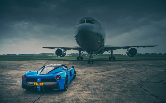 ߵ LaFerrariͼ