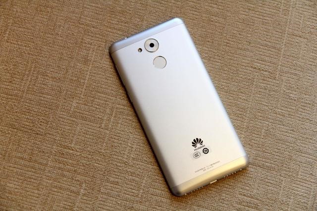 高颜值千元新贵华为畅享6s惊艳来袭