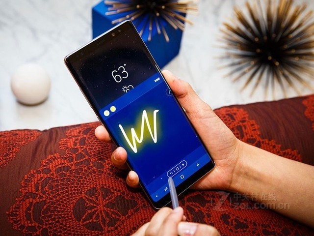 ��ΪMate 10Pro��ͬ�ྺƷ�����ߴ�Ա� 