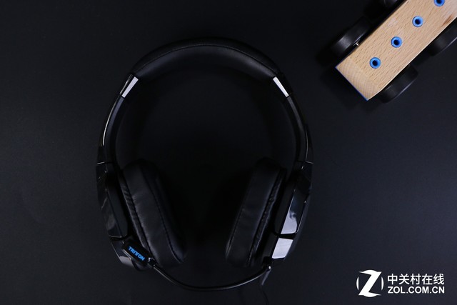 ƽ۵羺Ʒ TRITTON Kama+ 