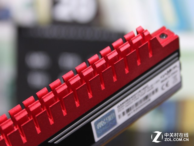 ߶Ϸ ӰDDR3-2133 8GB*2ֵ 
