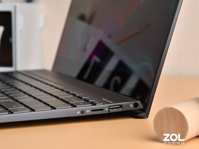 OMG!这是什么神仙电脑!惠普ENVY Wood木纹轻薄本