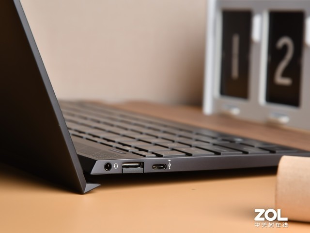 OMG!这是什么神仙电脑!惠普ENVY Wood木纹轻薄本