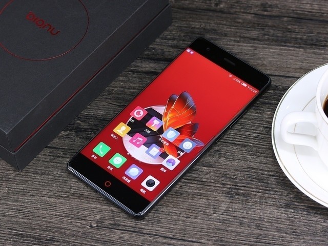 备货迎新年835旗舰努比亚z17降至2499