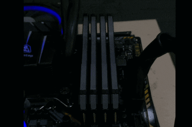 ޣVENGEANCE RGB PROڴײ 