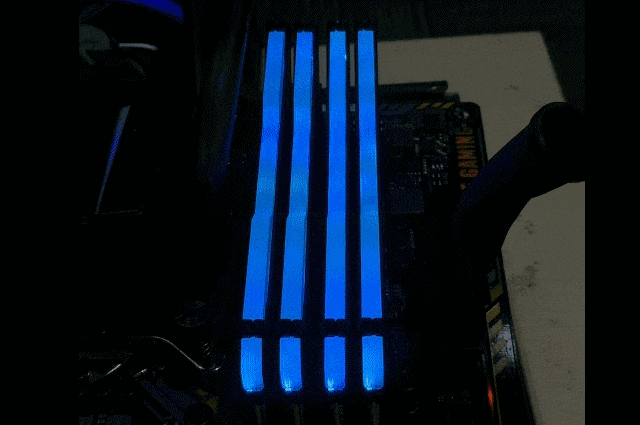 ޣVENGEANCE RGB PROڴײ 