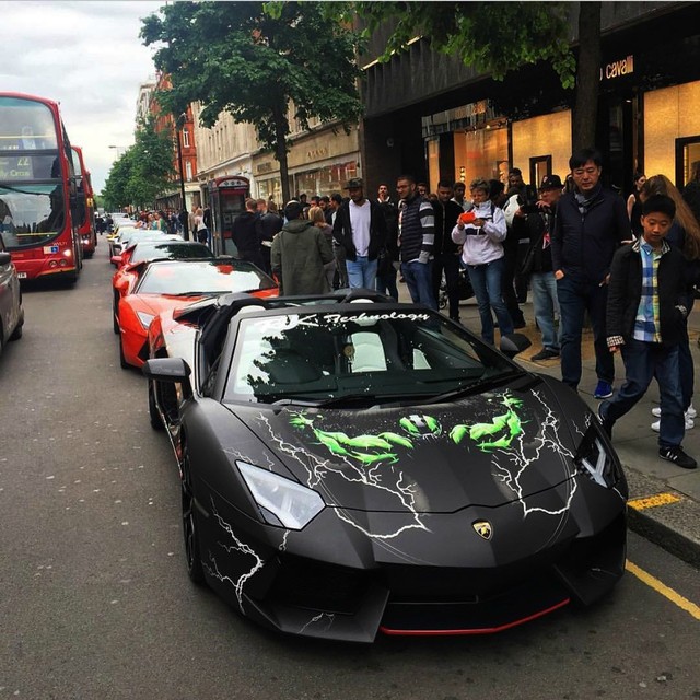 Ӣ۸ Aventador˧