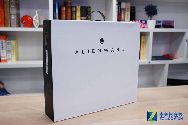 Ƴi9 Alienware17 R5 