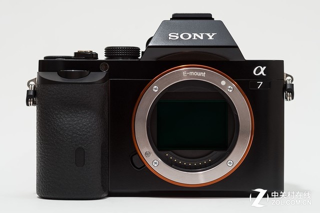 5年更新3代 索尼A7系列是如何改变了微单相机？ 