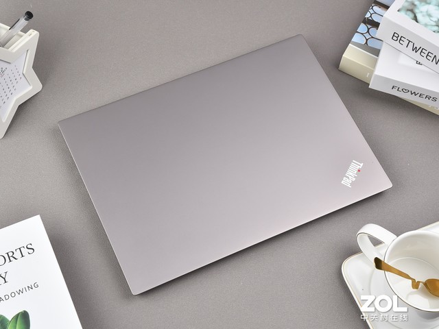 ڷâ ThinkPad S3 2020 