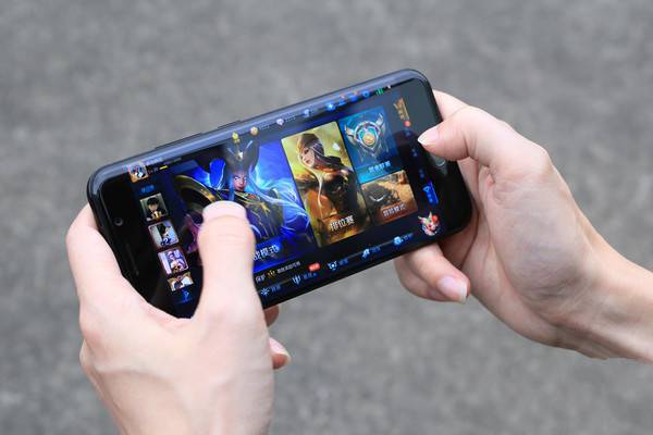 哪款手机更适合这些明星玩王者荣耀