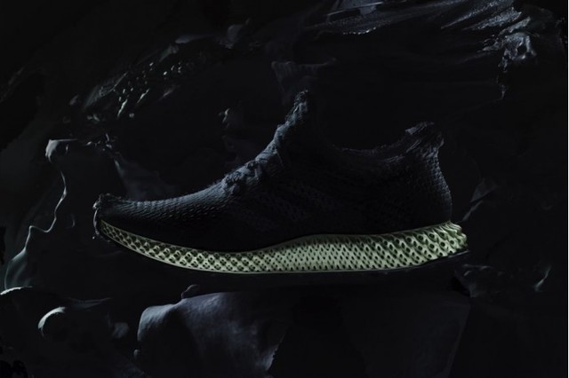 阿迪达斯首款可量产的3D打印运动鞋!