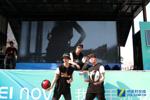 HUAWEI nova����ȫ��Ѳ��Բ����Ļ 