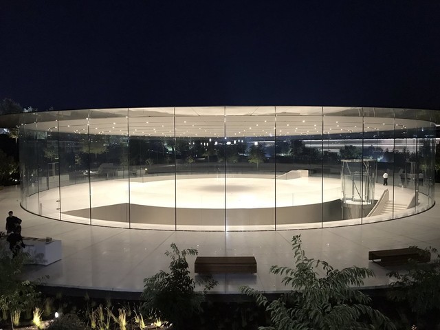 ƻ���＾��Ʒ������Ԥ�� ˫��iPhone���� 