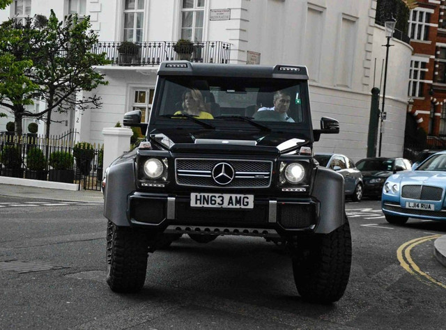 ȫ·ս ÷˹-G63 AMG 6x6