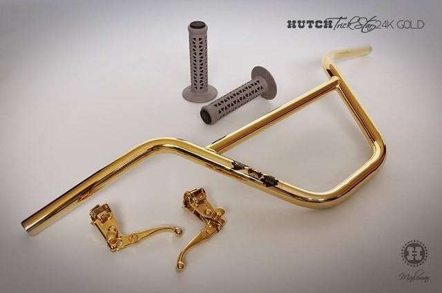 ݳ:Hutch Trick24Kƽг