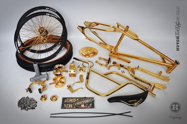 ݳ:Hutch Trick24Kƽг