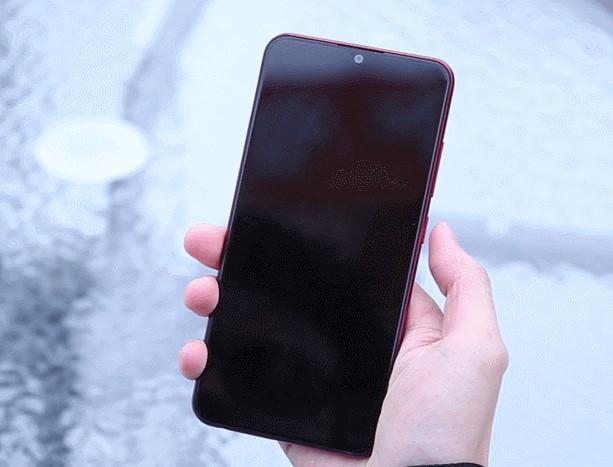 vivo Y93s初体验 既是偶像派也是实力派 