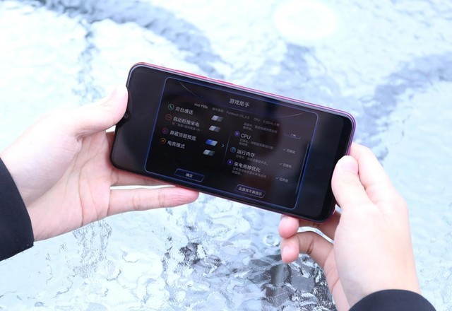 vivo Y93s初体验 既是偶像派也是实力派 