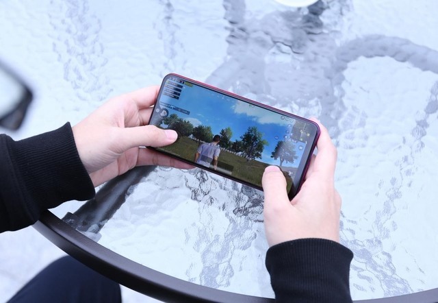 vivo Y93s初体验 既是偶像派也是实力派 