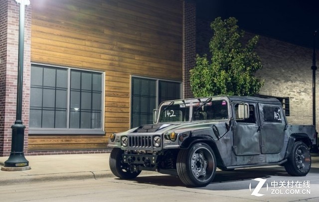 越野变跑车 这辆悍马800马力变身F1