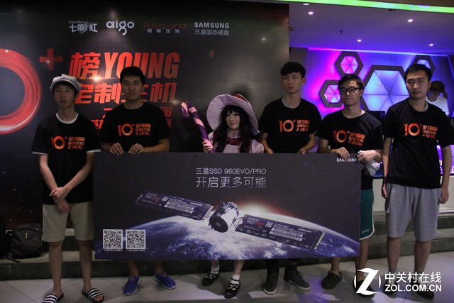 YoungZսӡսԲ 