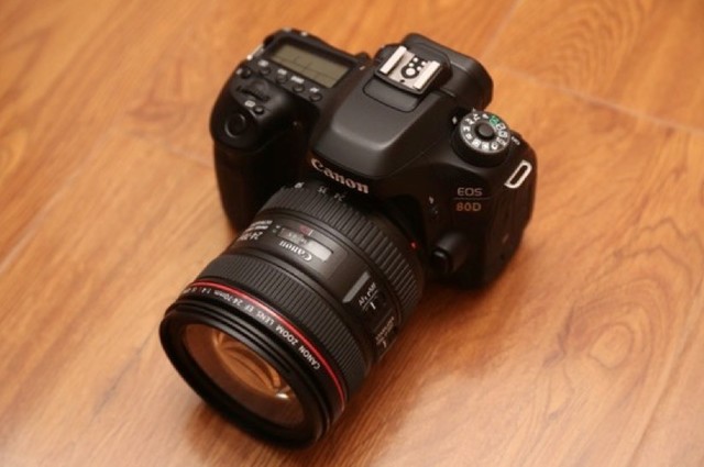 ȫѡٽ EOS 80Dʹ 