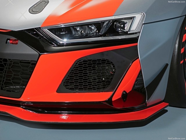 óԭµR8 LMS GT4