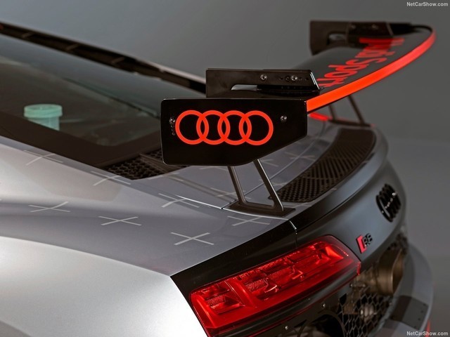 óԭµR8 LMS GT4