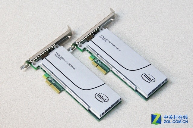 orӣIntel Z1702SSD 