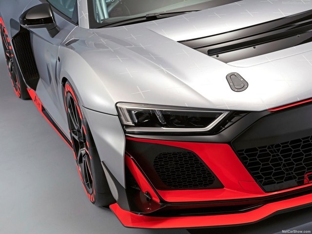 óԭµR8 LMS GT4