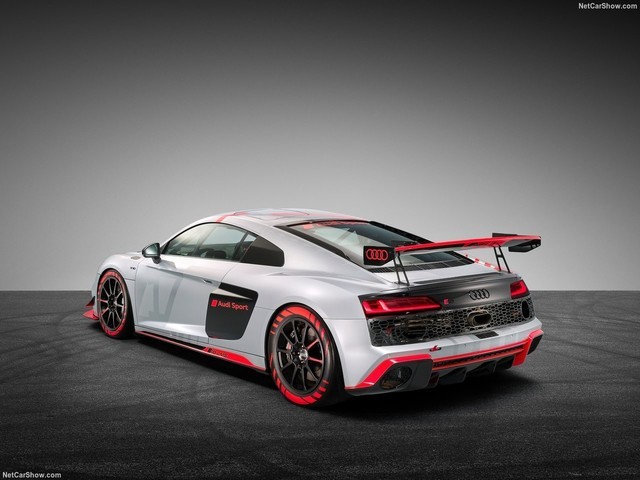 óԭµR8 LMS GT4