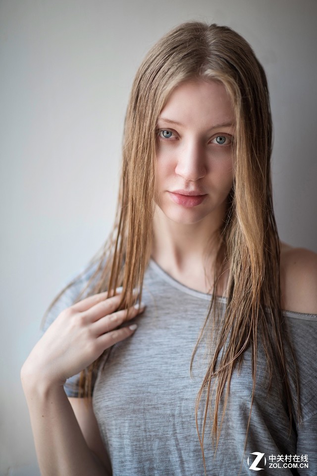 ܷͷ 85mm F1.4ʵսģ 