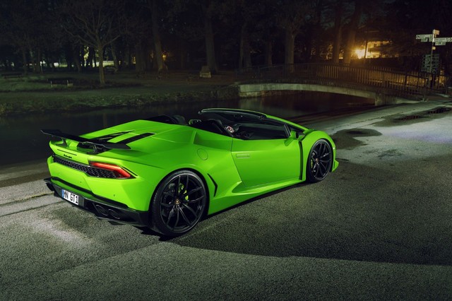 ţ Lamborghini Huracan Spyder